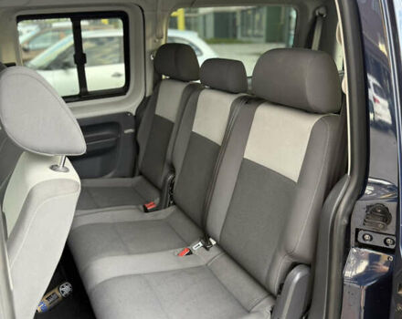 Синий Фольксваген Кадди, объемом двигателя 1.6 л и пробегом 183 тыс. км за 12499 $, фото 16 на Automoto.ua