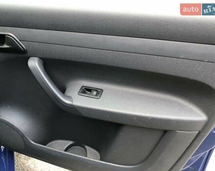 Синій Фольксваген Кадді, об'ємом двигуна 2 л та пробігом 200 тис. км за 10500 $, фото 9 на Automoto.ua