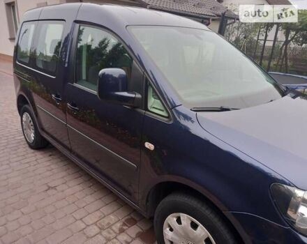 Синий Фольксваген Кадди, объемом двигателя 1.6 л и пробегом 250 тыс. км за 9200 $, фото 1 на Automoto.ua