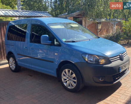 Синий Фольксваген Кадди, объемом двигателя 1.6 л и пробегом 286 тыс. км за 9600 $, фото 2 на Automoto.ua