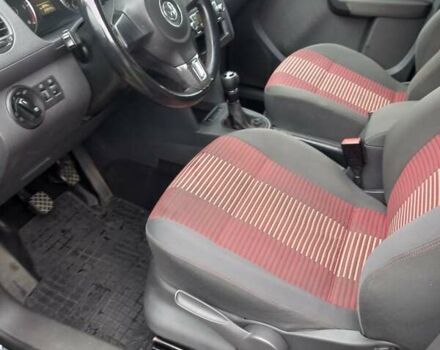 Синий Фольксваген Кадди, объемом двигателя 1.6 л и пробегом 250 тыс. км за 9200 $, фото 9 на Automoto.ua