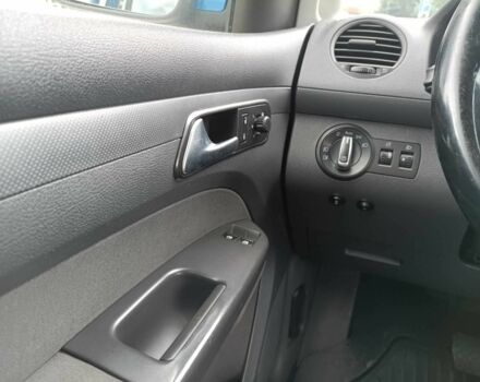 Синий Фольксваген Кадди, объемом двигателя 1.6 л и пробегом 227 тыс. км за 11999 $, фото 19 на Automoto.ua