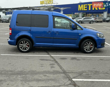 Синій Фольксваген Кадді, об'ємом двигуна 1.6 л та пробігом 251 тис. км за 12000 $, фото 11 на Automoto.ua