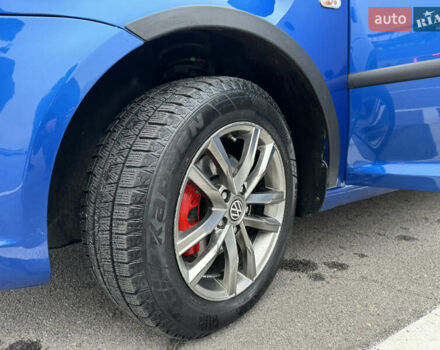 Синій Фольксваген Кадді, об'ємом двигуна 1.6 л та пробігом 251 тис. км за 12000 $, фото 12 на Automoto.ua