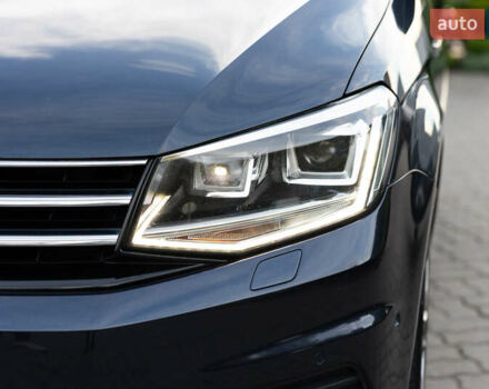 Синий Фольксваген Кадди, объемом двигателя 2 л и пробегом 257 тыс. км за 18800 $, фото 15 на Automoto.ua