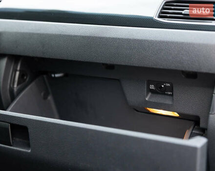 Синий Фольксваген Кадди, объемом двигателя 2 л и пробегом 257 тыс. км за 18800 $, фото 64 на Automoto.ua