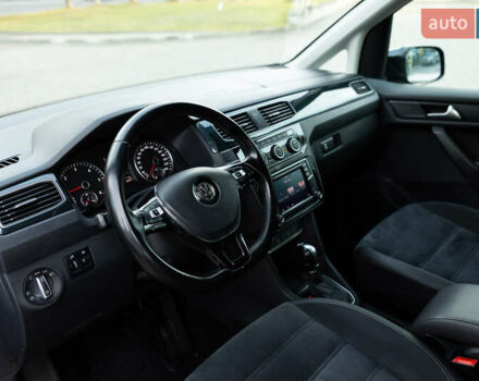 Синий Фольксваген Кадди, объемом двигателя 2 л и пробегом 257 тыс. км за 18800 $, фото 17 на Automoto.ua