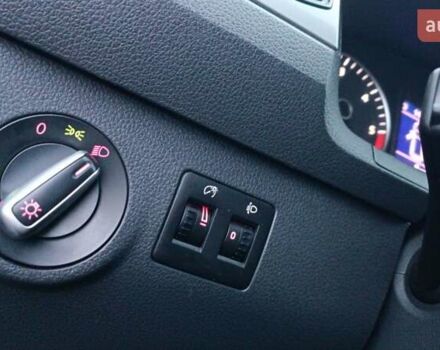 Синій Фольксваген Кадді, об'ємом двигуна 2 л та пробігом 230 тис. км за 14500 $, фото 94 на Automoto.ua