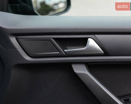 Синий Фольксваген Кадди, объемом двигателя 2 л и пробегом 257 тыс. км за 18800 $, фото 62 на Automoto.ua