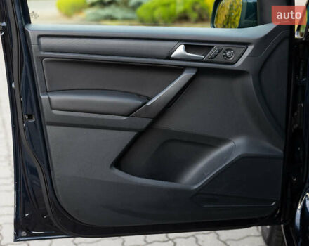 Синий Фольксваген Кадди, объемом двигателя 2 л и пробегом 257 тыс. км за 18800 $, фото 20 на Automoto.ua