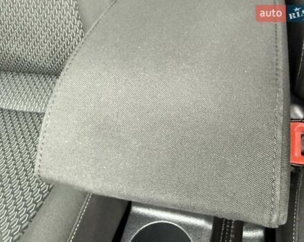 Синій Фольксваген Кадді, об'ємом двигуна 2 л та пробігом 239 тис. км за 16750 $, фото 67 на Automoto.ua