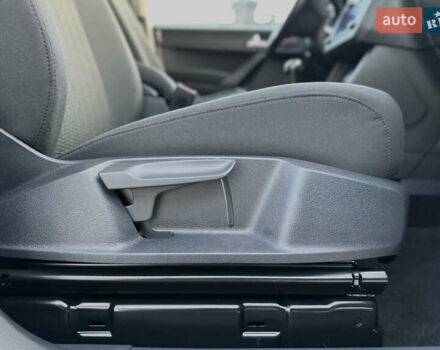 Синий Фольксваген Кадди, объемом двигателя 2 л и пробегом 187 тыс. км за 16950 $, фото 54 на Automoto.ua