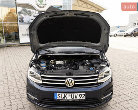 Синий Фольксваген Кадди, объемом двигателя 2 л и пробегом 257 тыс. км за 18800 $, фото 74 на Automoto.ua