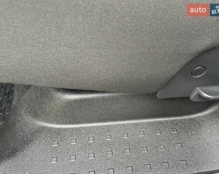 Синій Фольксваген Кадді, об'ємом двигуна 2 л та пробігом 239 тис. км за 16750 $, фото 92 на Automoto.ua