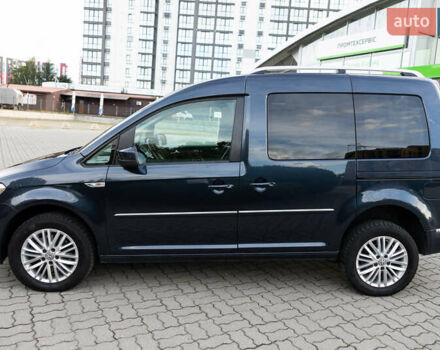 Синий Фольксваген Кадди, объемом двигателя 2 л и пробегом 257 тыс. км за 18800 $, фото 4 на Automoto.ua