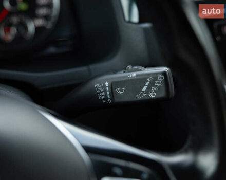 Синий Фольксваген Кадди, объемом двигателя 2 л и пробегом 257 тыс. км за 18800 $, фото 29 на Automoto.ua