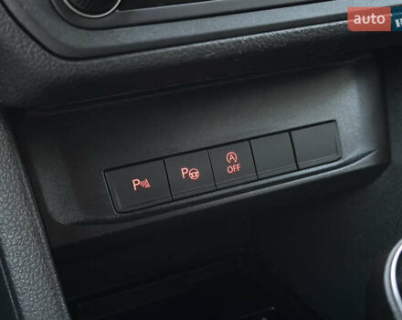 Синий Фольксваген Кадди, объемом двигателя 2 л и пробегом 187 тыс. км за 16950 $, фото 43 на Automoto.ua