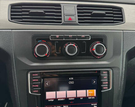 Синий Фольксваген Кадди, объемом двигателя 2 л и пробегом 230 тыс. км за 14900 $, фото 35 на Automoto.ua