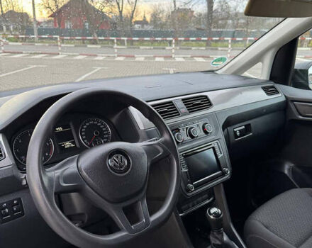 Синий Фольксваген Кадди, объемом двигателя 2 л и пробегом 230 тыс. км за 14900 $, фото 34 на Automoto.ua