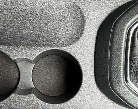 Синій Фольксваген Кадді, об'ємом двигуна 2 л та пробігом 239 тис. км за 16750 $, фото 72 на Automoto.ua