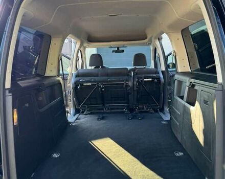 Синий Фольксваген Кадди, объемом двигателя 1.97 л и пробегом 259 тыс. км за 16200 $, фото 22 на Automoto.ua