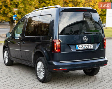 Синий Фольксваген Кадди, объемом двигателя 2 л и пробегом 257 тыс. км за 18800 $, фото 6 на Automoto.ua