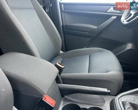 Синий Фольксваген Кадди, объемом двигателя 2 л и пробегом 259 тыс. км за 17700 $, фото 13 на Automoto.ua