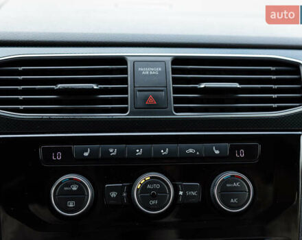 Синий Фольксваген Кадди, объемом двигателя 2 л и пробегом 257 тыс. км за 18800 $, фото 45 на Automoto.ua