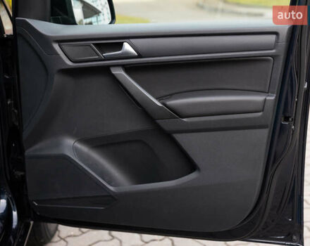 Синий Фольксваген Кадди, объемом двигателя 2 л и пробегом 257 тыс. км за 18800 $, фото 61 на Automoto.ua