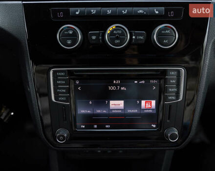 Синий Фольксваген Кадди, объемом двигателя 2 л и пробегом 257 тыс. км за 18800 $, фото 46 на Automoto.ua