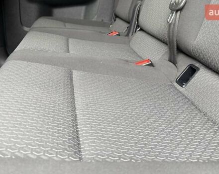 Синій Фольксваген Кадді, об'ємом двигуна 2 л та пробігом 239 тис. км за 16750 $, фото 91 на Automoto.ua