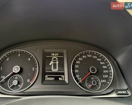 Синій Фольксваген Кадді, об'ємом двигуна 2 л та пробігом 239 тис. км за 16750 $, фото 76 на Automoto.ua