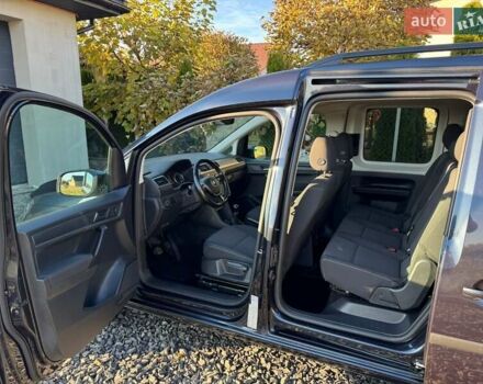 Синий Фольксваген Кадди, объемом двигателя 1.97 л и пробегом 259 тыс. км за 16200 $, фото 11 на Automoto.ua