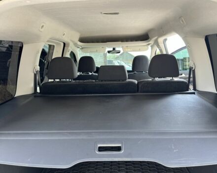 Синий Фольксваген Кадди, объемом двигателя 2 л и пробегом 230 тыс. км за 17900 $, фото 1 на Automoto.ua