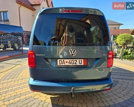 Синій Фольксваген Кадді, об'ємом двигуна 2 л та пробігом 245 тис. км за 18200 $, фото 1 на Automoto.ua