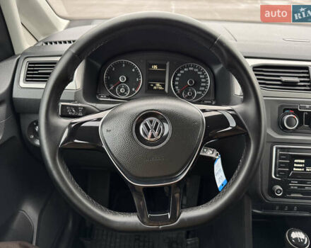 Синий Фольксваген Кадди, объемом двигателя 2 л и пробегом 287 тыс. км за 16700 $, фото 41 на Automoto.ua