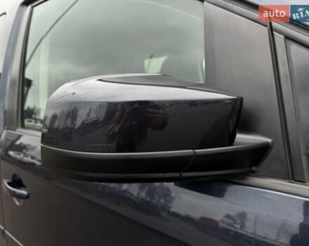 Синий Фольксваген Кадди, объемом двигателя 2 л и пробегом 287 тыс. км за 16700 $, фото 26 на Automoto.ua