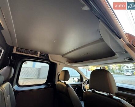 Синий Фольксваген Кадди, объемом двигателя 2 л и пробегом 158 тыс. км за 18900 $, фото 30 на Automoto.ua