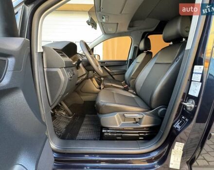 Синий Фольксваген Кадди, объемом двигателя 2 л и пробегом 158 тыс. км за 18900 $, фото 18 на Automoto.ua