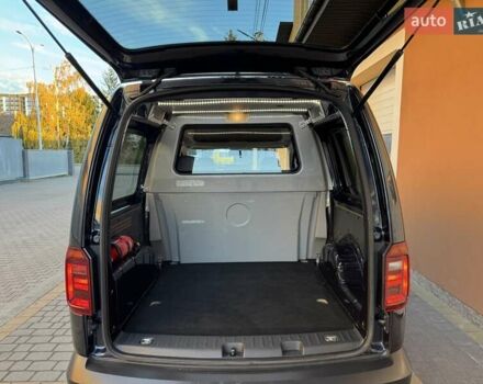 Синий Фольксваген Кадди, объемом двигателя 2 л и пробегом 158 тыс. км за 18900 $, фото 44 на Automoto.ua