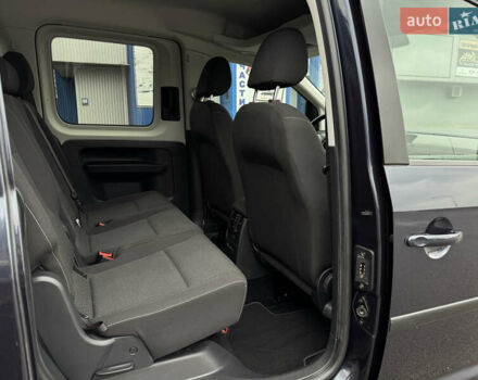 Синий Фольксваген Кадди, объемом двигателя 2 л и пробегом 287 тыс. км за 16700 $, фото 66 на Automoto.ua