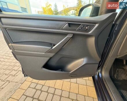 Синий Фольксваген Кадди, объемом двигателя 2 л и пробегом 158 тыс. км за 18900 $, фото 20 на Automoto.ua