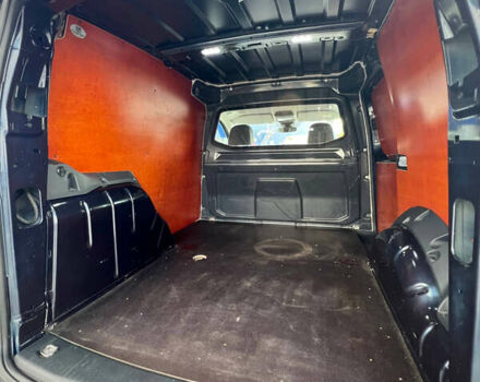 Синий Фольксваген Кадди, объемом двигателя 2 л и пробегом 193 тыс. км за 18499 $, фото 46 на Automoto.ua