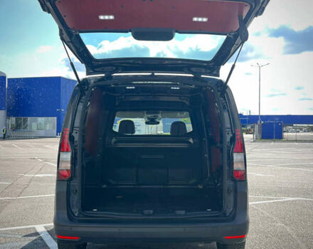 Синий Фольксваген Кадди, объемом двигателя 2 л и пробегом 193 тыс. км за 18499 $, фото 43 на Automoto.ua