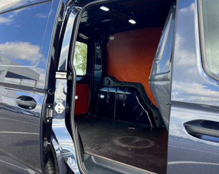 Синий Фольксваген Кадди, объемом двигателя 2 л и пробегом 193 тыс. км за 18499 $, фото 39 на Automoto.ua