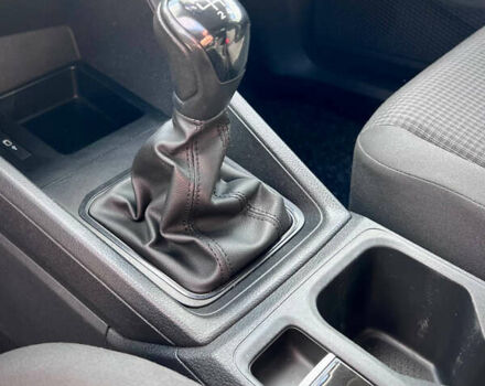 Синий Фольксваген Кадди, объемом двигателя 2 л и пробегом 193 тыс. км за 18499 $, фото 35 на Automoto.ua