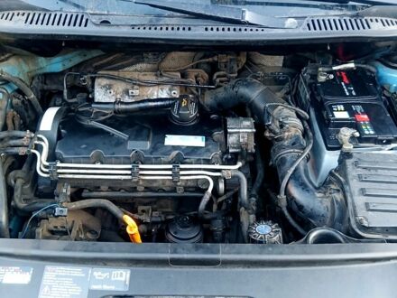 Фольксваген Кадді 2006 у Миколаєві на Automoto.ua Синій Фольксваген Кадді, об'ємом двигуна 2 л та пробігом 304 тис. км за 5500 $, фото 1 на Automoto.ua