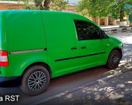 Зелений Фольксваген Кадді, об'ємом двигуна 2 л та пробігом 250 тис. км за 3800 $, фото 1 на Automoto.ua