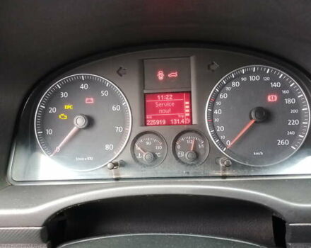 Зеленый Фольксваген Кадди, объемом двигателя 1.98 л и пробегом 226 тыс. км за 4731 $, фото 3 на Automoto.ua