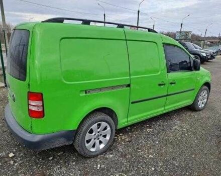 Зелений Фольксваген Кадді, об'ємом двигуна 1.6 л та пробігом 244 тис. км за 8057 $, фото 4 на Automoto.ua